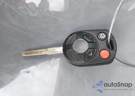 2014 Ford Focus S z USA, uszkodzony, nr VIN 1FADP3E29EL220984